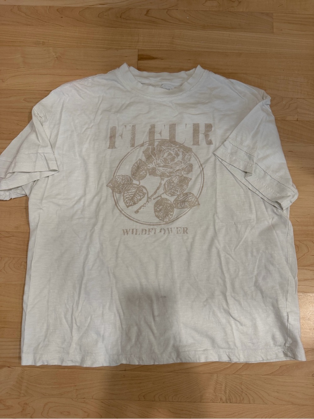 aerie White Graphic 'Fleur Wildflower' Short Sleeve Tee